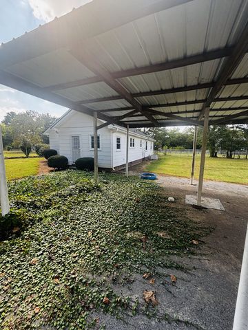 3026 Dilton Mankin Rd, Murfreesboro, TN 37127