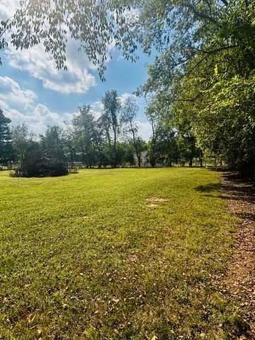 3026 Dilton Mankin Rd, Murfreesboro, TN 37127