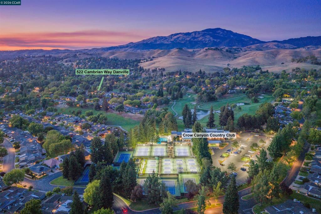 Image 35 of property listing at 522 Cambrian Way, Danville, CA 94526