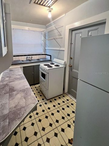 312 NE 2ND AVENUE W, Gainesville, FL 32601