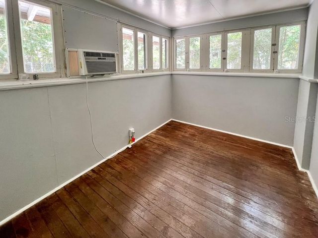 312 NE 2ND AVENUE W, Gainesville, FL 32601