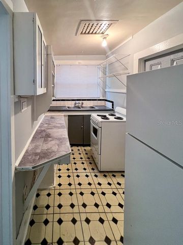 312 NE 2ND AVENUE W, Gainesville, FL 32601