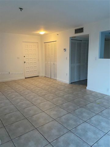 700 NE 63rd St D304, Miami, FL 33138