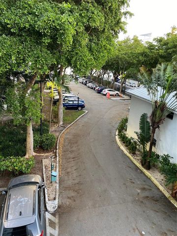 700 NE 63rd St D304, Miami, FL 33138