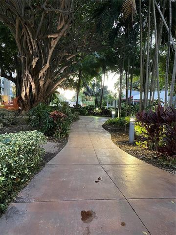 700 NE 63rd St D304, Miami, FL 33138