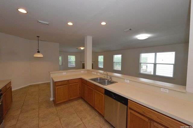 15746 Cotton Tail, San Antonio, TX 78255