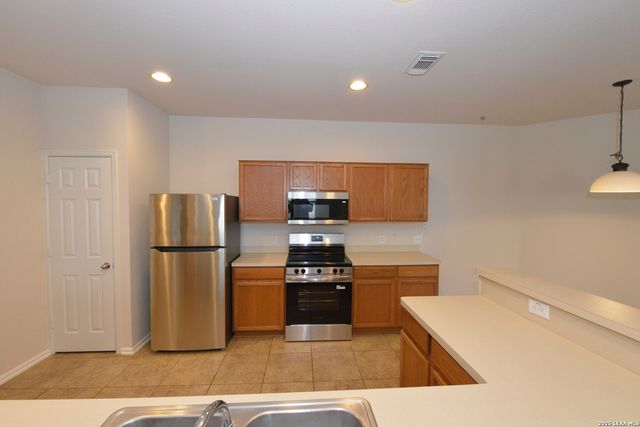 15746 Cotton Tail, San Antonio, TX 78255