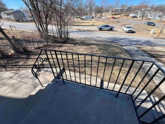 5307 N 42nd Street, Omaha, NE 68111