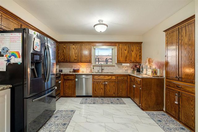 1310 Silver Maple Lane, Noble, OK 73068