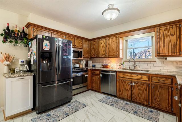 1310 Silver Maple Lane, Noble, OK 73068