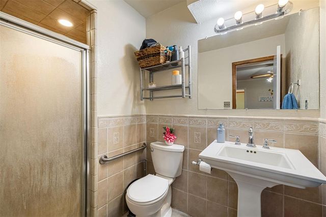 1310 Silver Maple Lane, Noble, OK 73068