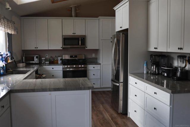 1122 Tierra Del Sol, Boulevard, CA 91905