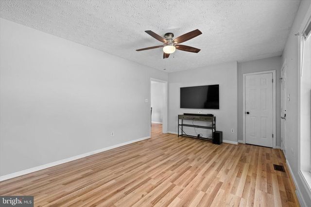 252 EVERGREEN RD, Louisa, VA 23093