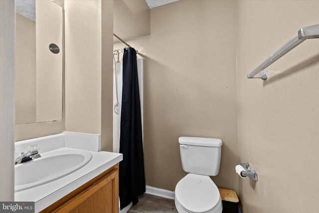 252 EVERGREEN RD, Louisa, VA 23093