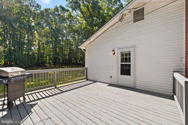 252 EVERGREEN RD, Louisa, VA 23093
