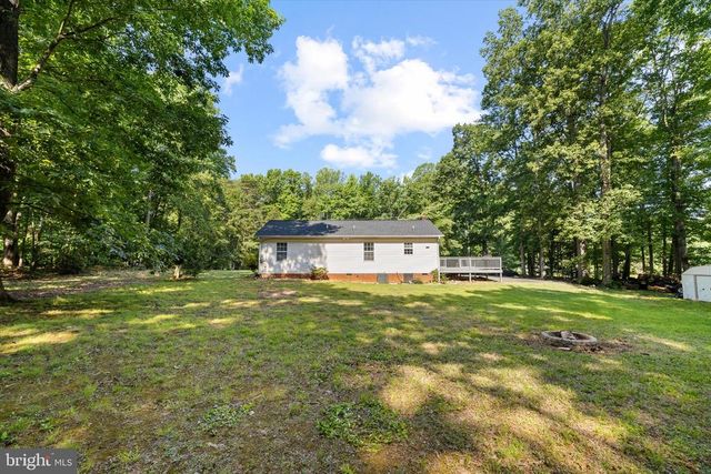 252 EVERGREEN RD, Louisa, VA 23093