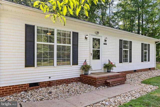 252 EVERGREEN RD, Louisa, VA 23093