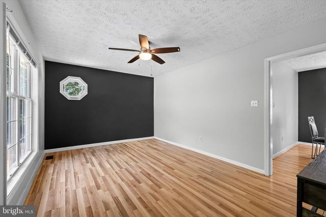 252 EVERGREEN RD, Louisa, VA 23093