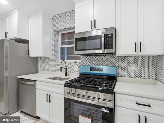 5607 READY AVE, Baltimore, MD 21212