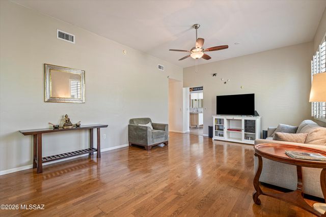 5428 S Thunder Sky Way, Tucson, AZ 85747