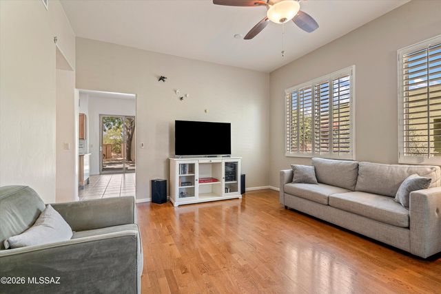 5428 S Thunder Sky Way, Tucson, AZ 85747