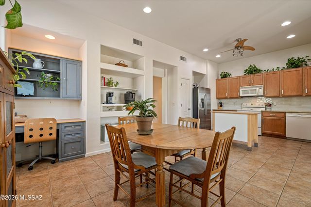 5428 S Thunder Sky Way, Tucson, AZ 85747