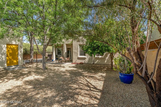 5428 S Thunder Sky Way, Tucson, AZ 85747