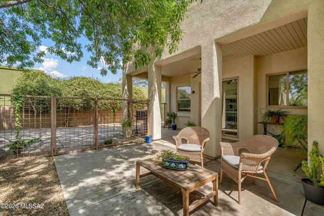 5428 S Thunder Sky Way, Tucson, AZ 85747