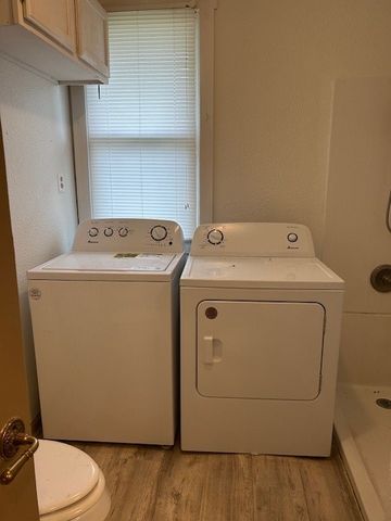 6870 Briar Road, Azle, TX 76020