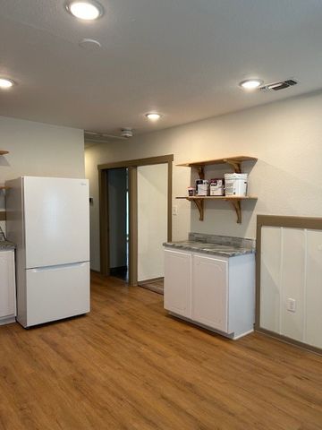 6870 Briar Road, Azle, TX 76020