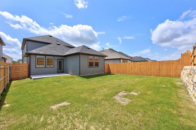 200 Hornet ST, Elgin, TX 78621