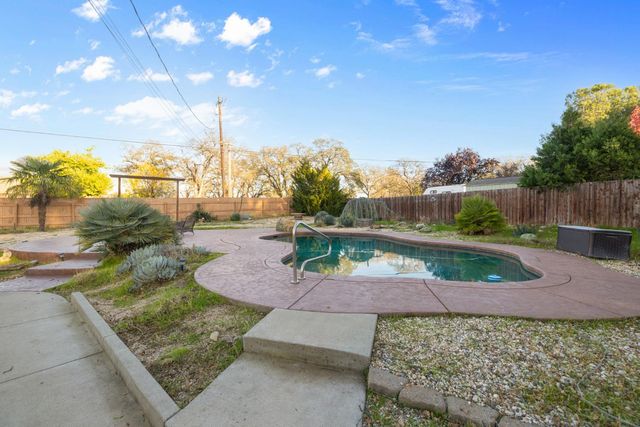 6560 Crystal Blvd, El Dorado, CA 95623