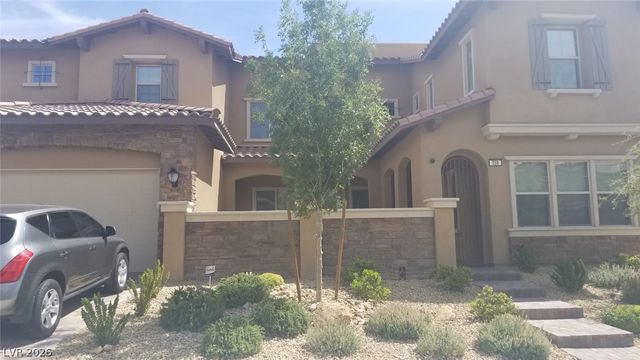 358 Calabria Ridge Street, Las Vegas, NV 89138