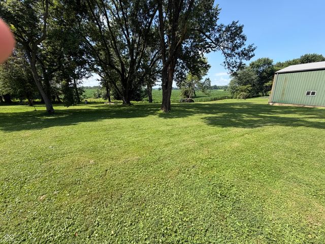 6870 State Road 158 Road, Bedford, IN 47421
