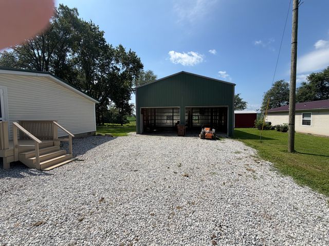 6870 State Road 158 Road, Bedford, IN 47421