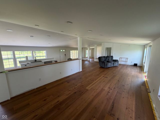 6870 State Road 158 Road, Bedford, IN 47421