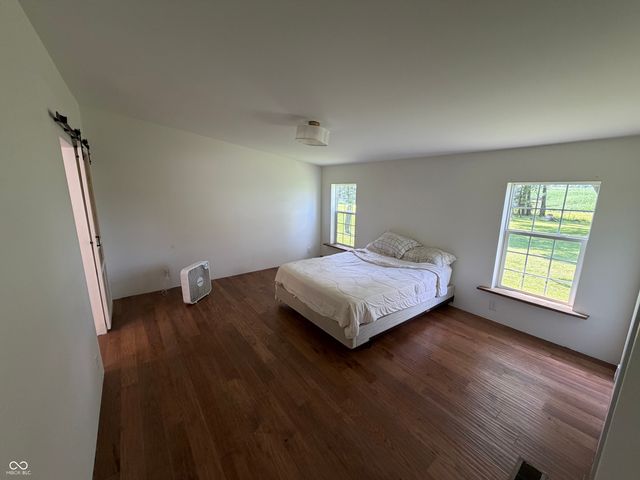 6870 State Road 158 Road, Bedford, IN 47421