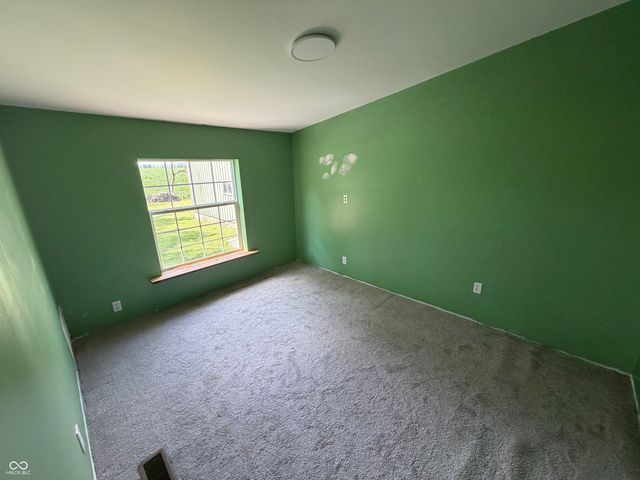 6870 State Road 158 Road, Bedford, IN 47421