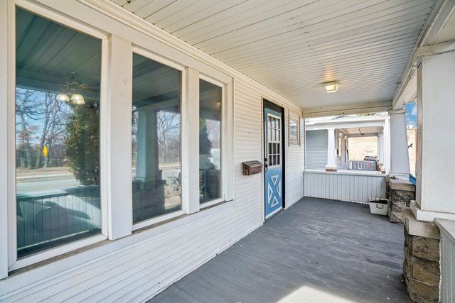 2717 Washington AVENUE, Racine, WI 53405