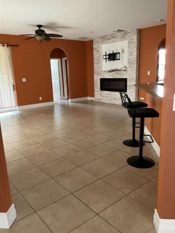 1371 SW Halford Avenue, Port St Lucie, FL 34953