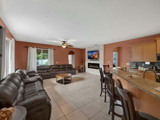 1371 SW Halford Avenue, Port St Lucie, FL 34953