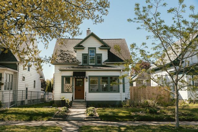 1608 23rd Avenue NE, Minneapolis, MN 55418