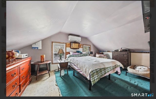 32 Union Street, Plymouth, CT 06786