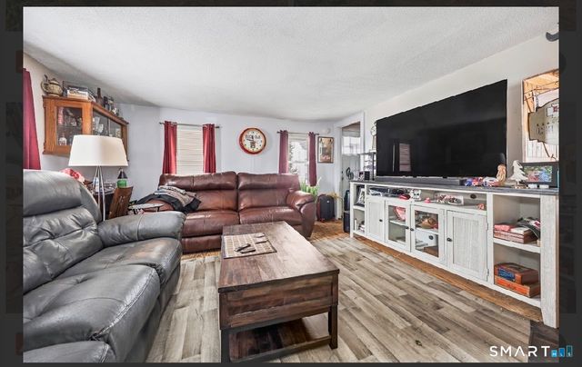 32 Union Street, Plymouth, CT 06786