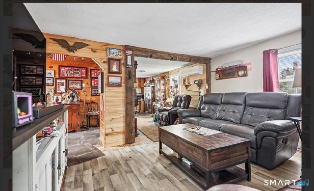 32 Union Street, Plymouth, CT 06786