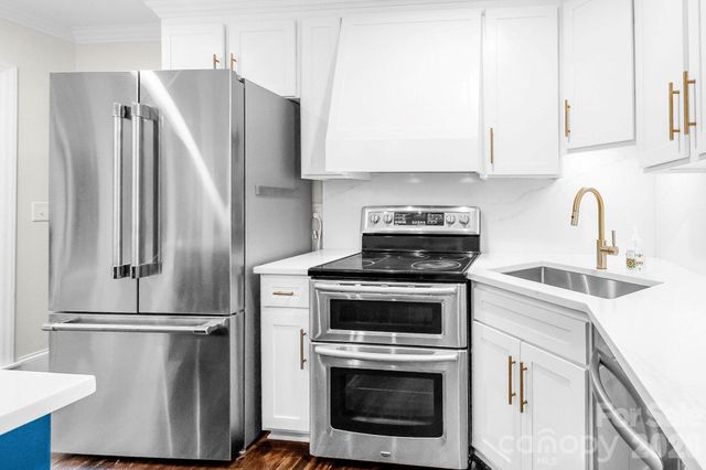 2101 Wittstock Drive, Charlotte, NC 28210