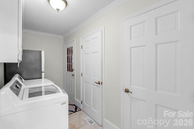 2101 Wittstock Drive, Charlotte, NC 28210