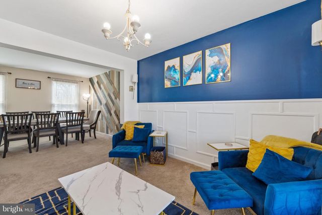 15 ASHLAND AVE, Sicklerville, NJ 08081