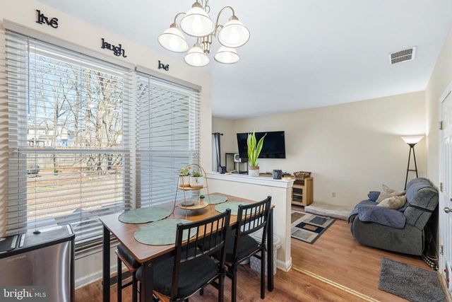 15 ASHLAND AVE, Sicklerville, NJ 08081