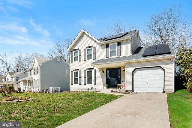 15 ASHLAND AVE, Sicklerville, NJ 08081